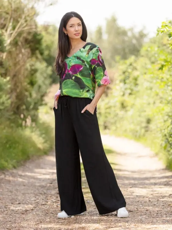 Linen tops & trousers