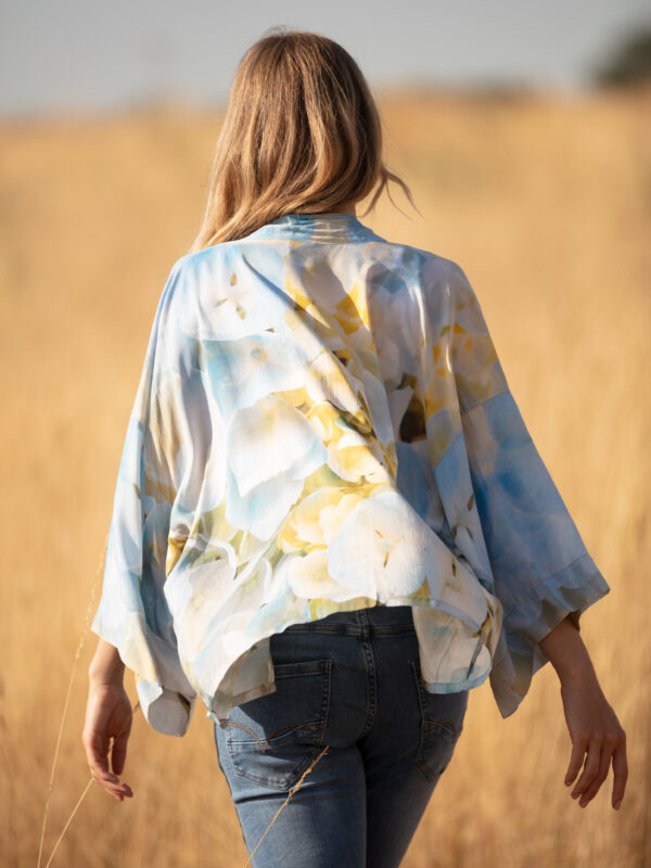 Hydrangea Clouds Kimono