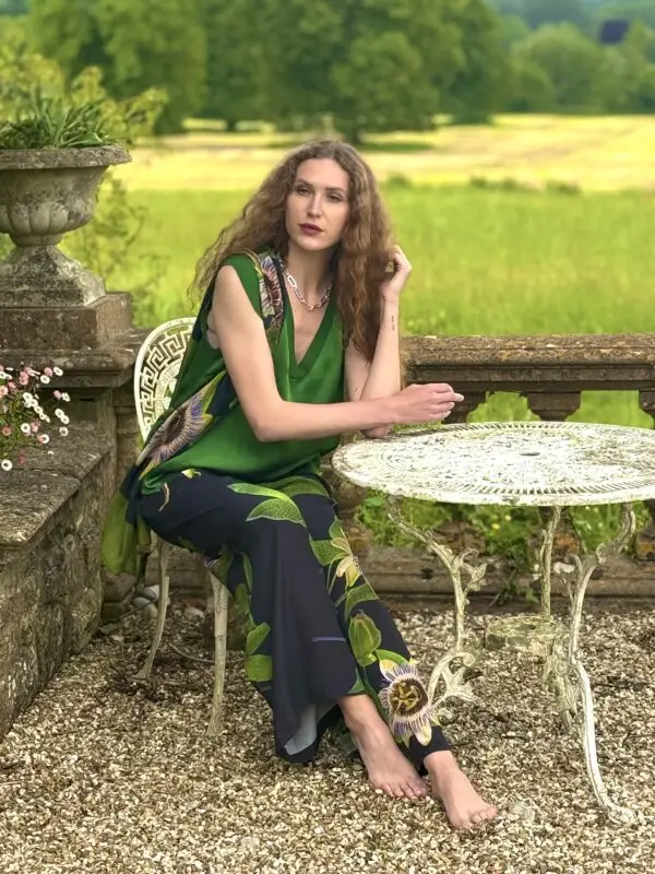 Passionflower Crepe Palazzo Trousers are a lovely lightweight trouser with an elasticated waist