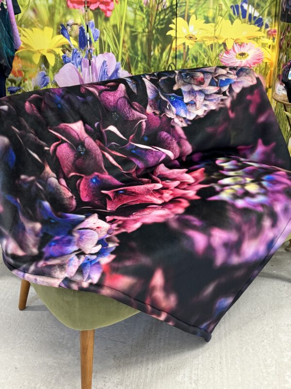 From My Mother's Garden Jewel Hydrangea Fleecy Throw 140 x 160cm with a fleecy back